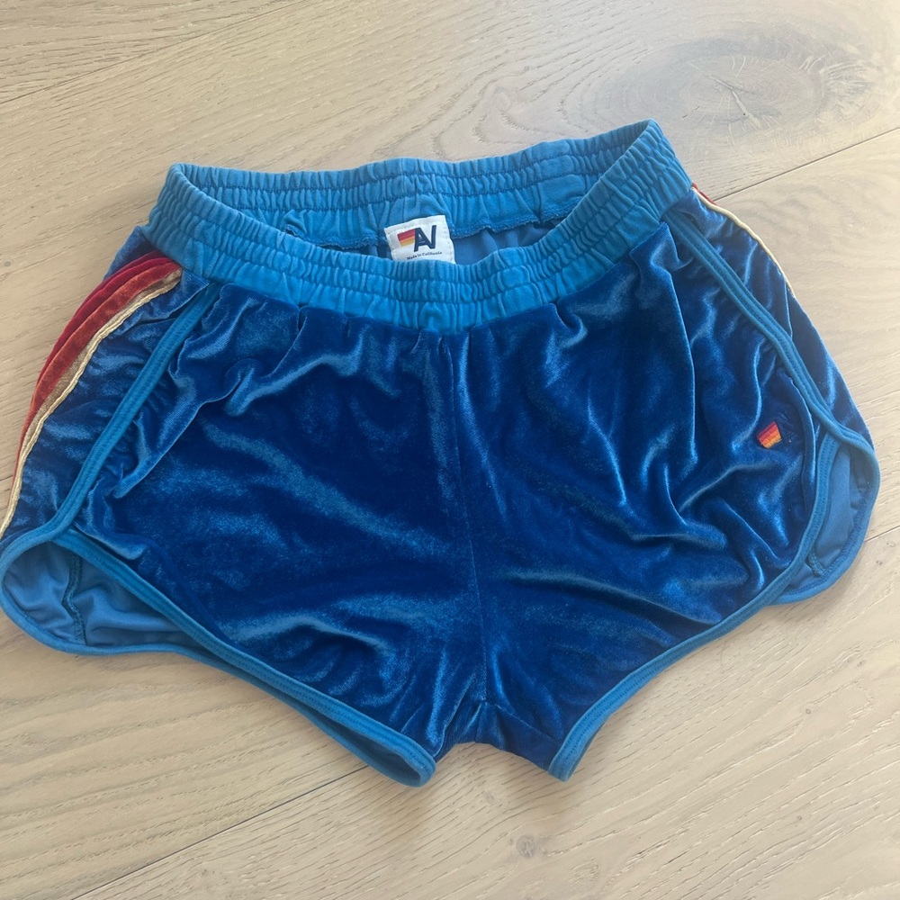 Aviator Nation XL velvet shorts